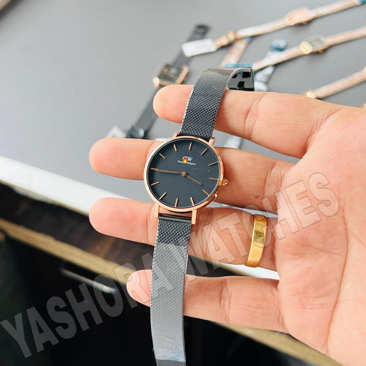 DW ROUND DIAL CLASSIC PETITE Black