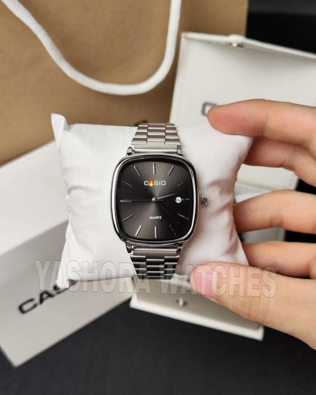 C*SIO QUARTZ VINTAGE WATCH