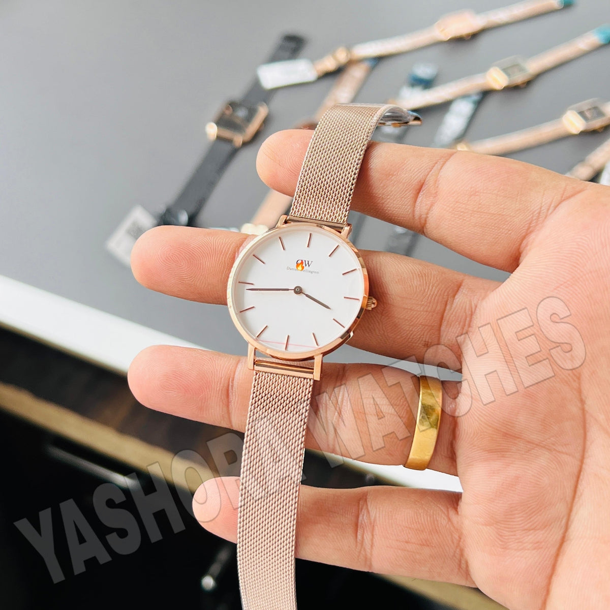 DW ROUND DIAL CLASSIC PETITE